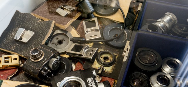 Photo of Stasi surveillance gear on display at the Stasi museum in Berlin. Source: http://egorfine.livejournal.com/464589.html 